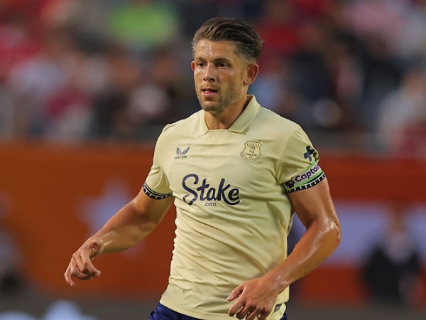 James Tarkowski Desak Everton Tambah Pemain Baru